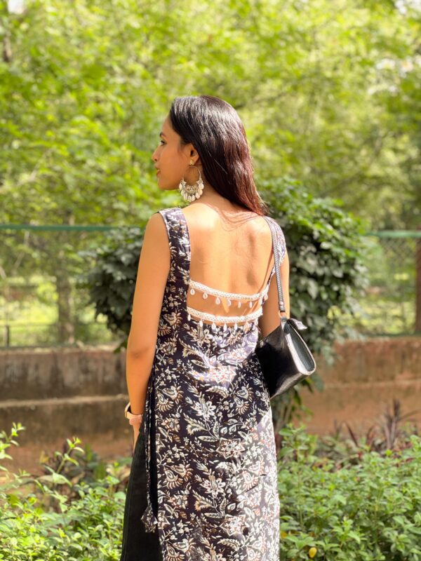 Jamun Jhilmil Kurti